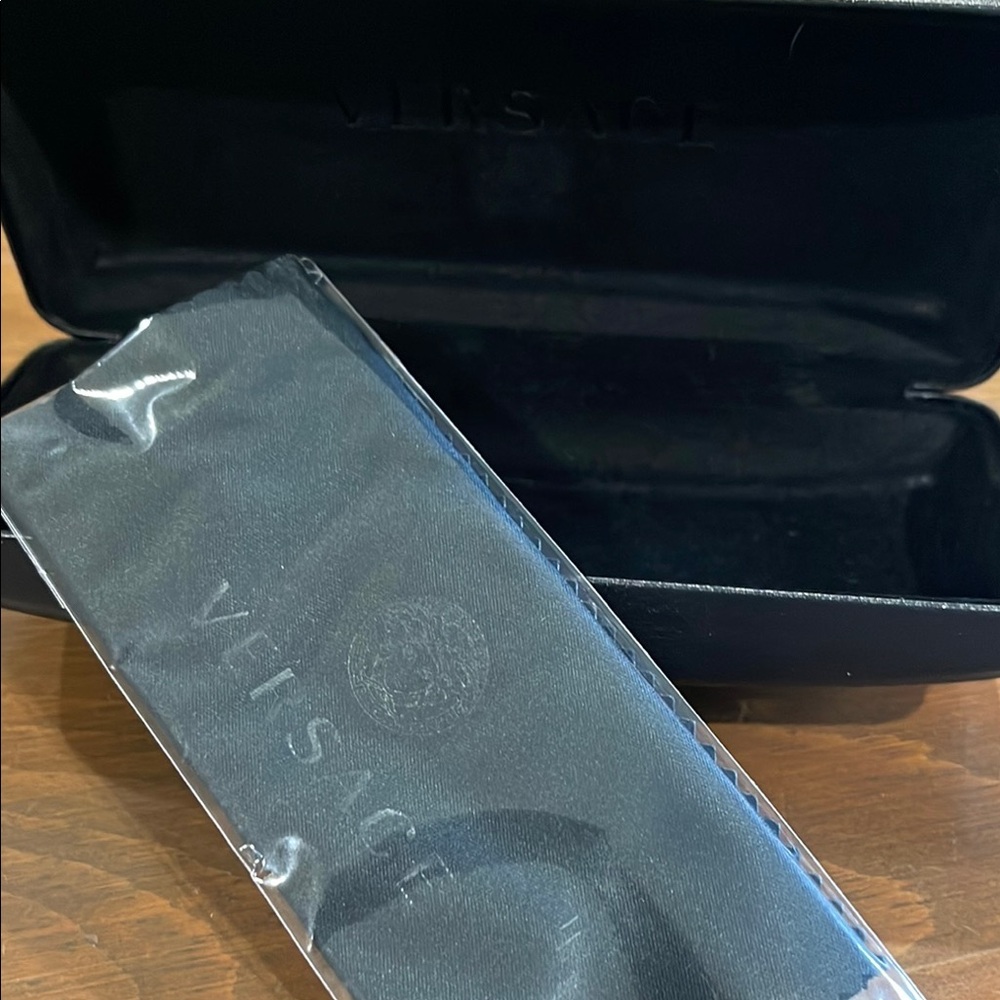 Versace Black Glasses or Sunglasses Case with microfiber cleaning cloth. NEW! - Picture 2 of 3